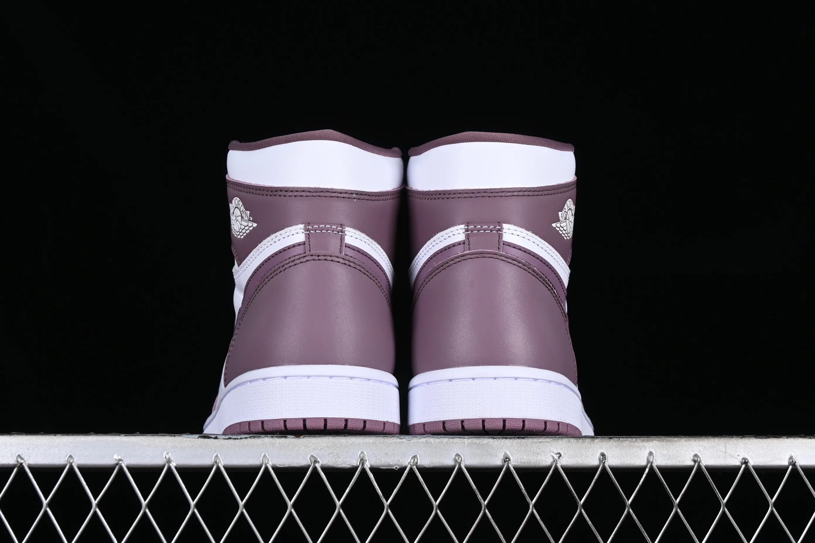 All categories Air Jordan Jordan series basketball shoes Air Jordan 1 High pure original Air Jordan 1 Retro High "Sky J Mauve" AJ1 Joe 1 violet color DZ5485-105